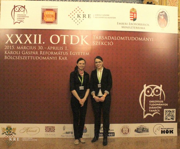 OTDK fal előtt készült képek